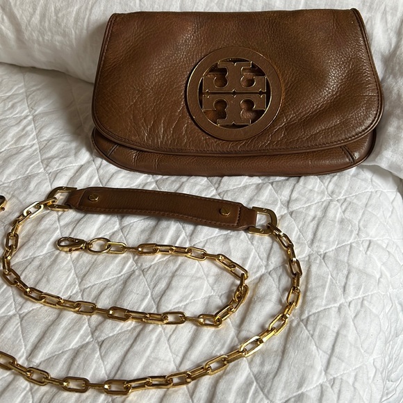 Tory Burch crossbody clutch - Picture 1 of 7